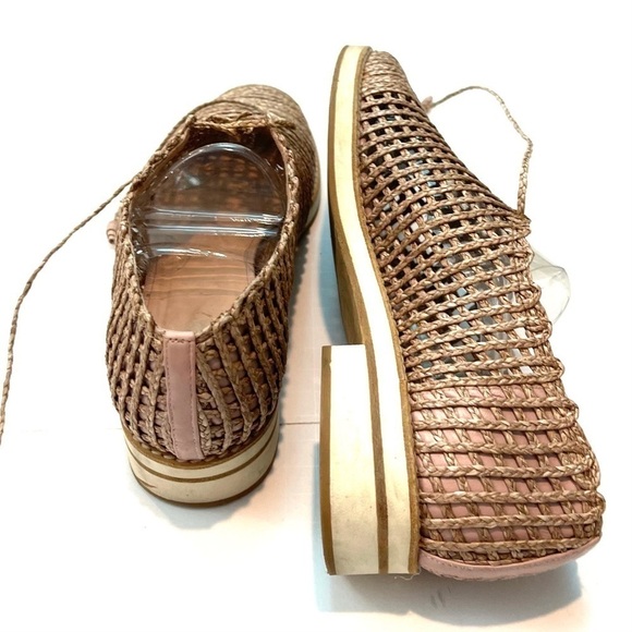 Stewart Weitzman Raffia Woven Loafer - Picture 5 of 11